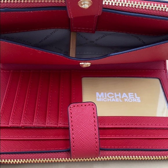 MICHAEL KORS LARGE DOUBLE ZIP WRISTLET  FLAME - Picture 12 of 16
